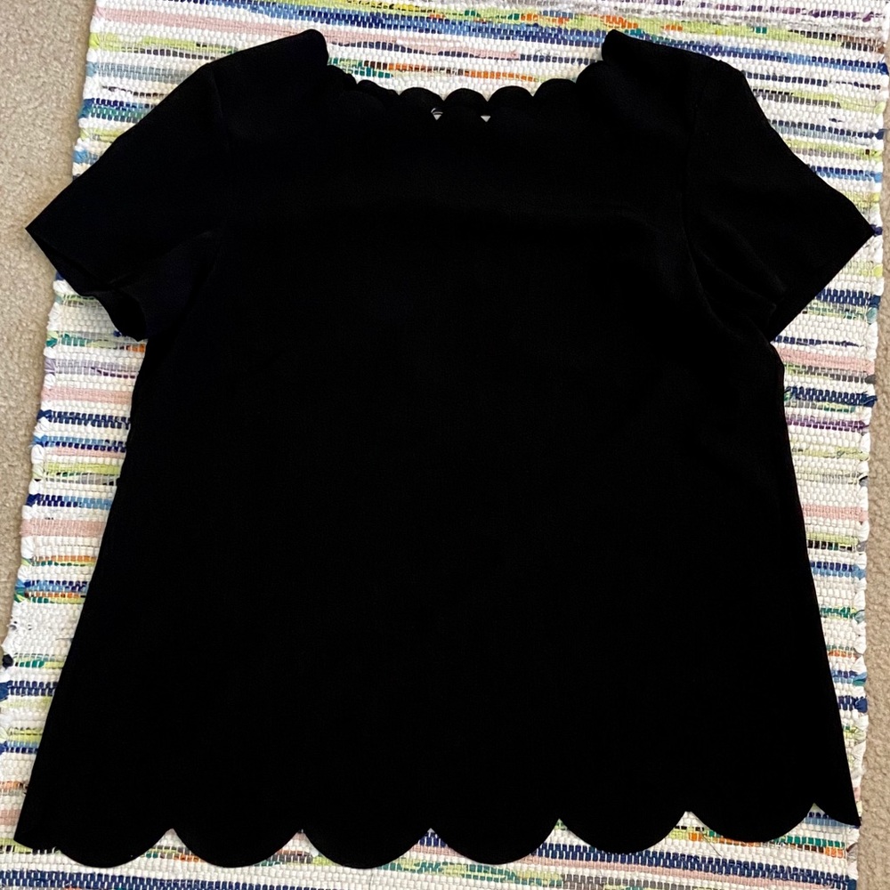 Short sleeve scallops black blouse open back
